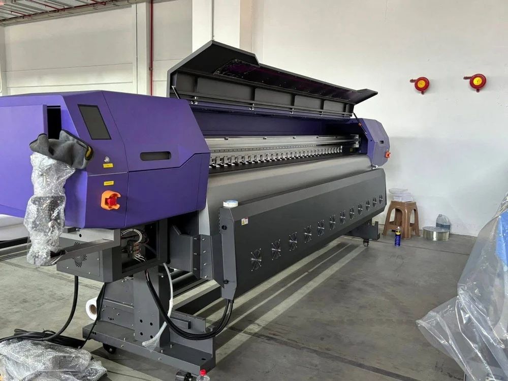 SPT T8 PRO 512i flex printing machine with 4 Konica 512i heads SPT T8 PRO 512i flex printing machine with 4 Konica 512i heads