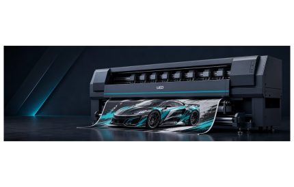 UED Titan F3248 Solvent Printer (3.2m, 4/8 Heads) - UED wide-format printing machine